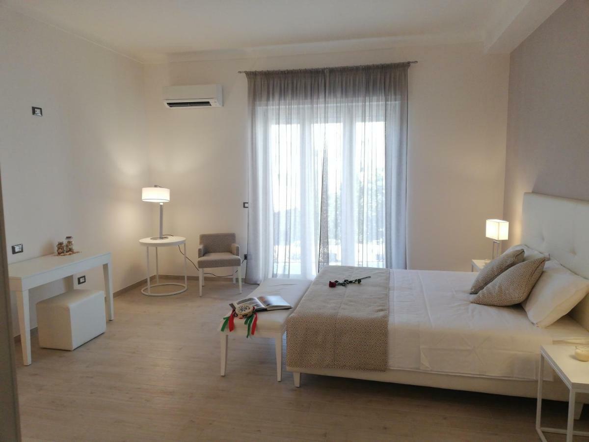 Kaloneiro Guest House Corigliano d'Otranto Ngoại thất bức ảnh