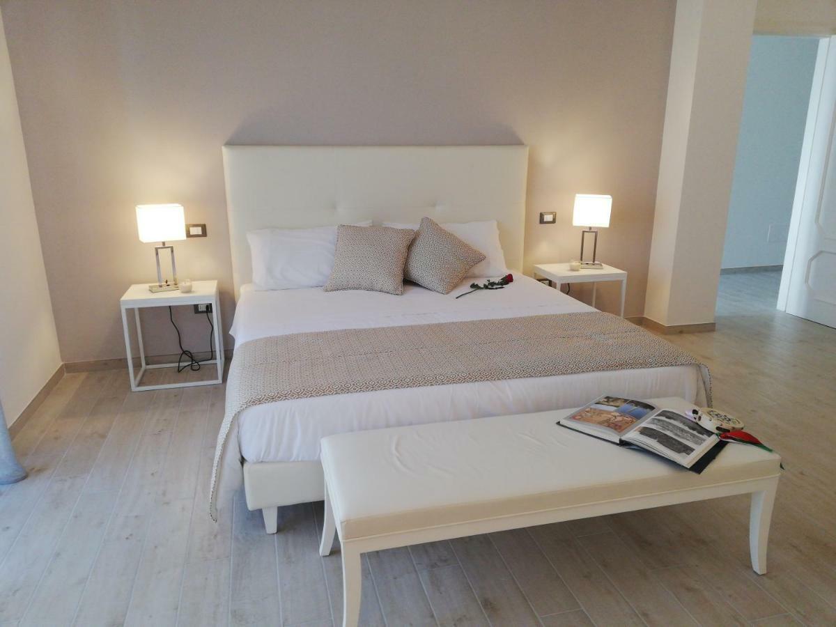 Kaloneiro Guest House Corigliano d'Otranto Ngoại thất bức ảnh